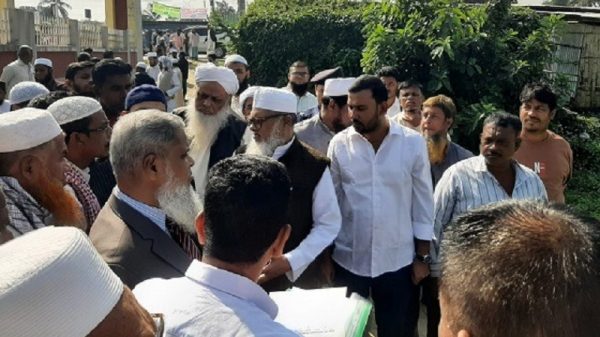 মডেল মসজিদের স্থান পরিদর্শনে হাটহাজারীতে ধর্ম উপদেষ্টা